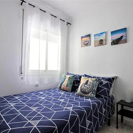Playa & Centrico, Con Aire Acondicionado Y Wifi -solo Familias Y Parejas- *