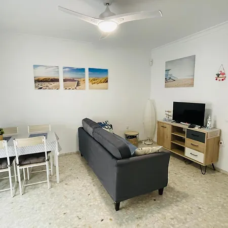 Playa & Centrico, Con Aire Acondicionado Y Wifi -solo Familias Y Parejas- * Conil De La Frontera