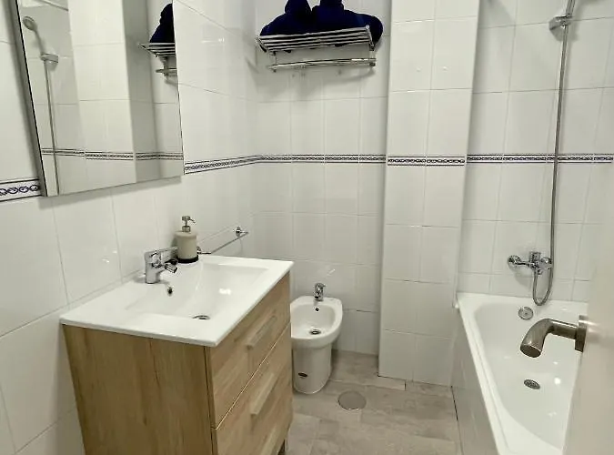 Conil Playa&céntrico, Con Aire Acond Y Wifi -solo Familias Y Parejas- Apartamento *